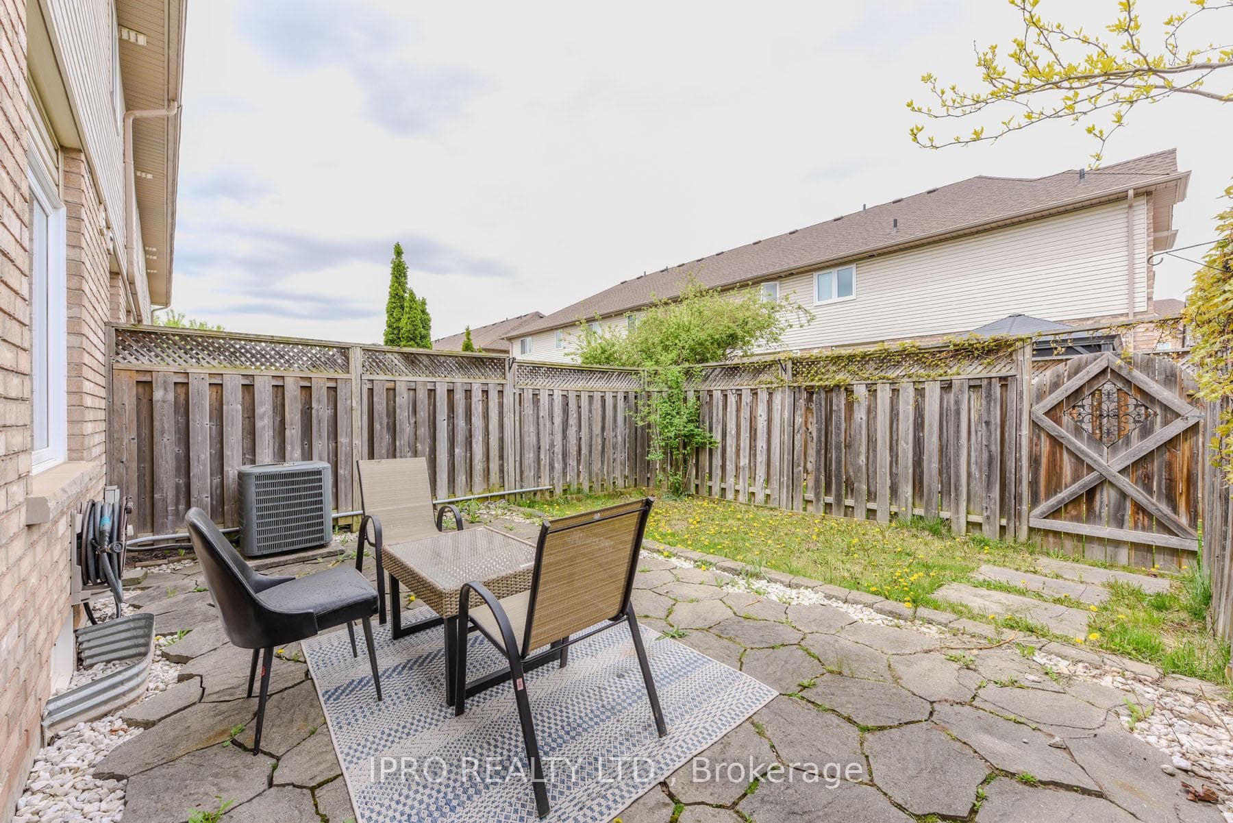 4055 Forest Run Avenue Unit 17 photo 4