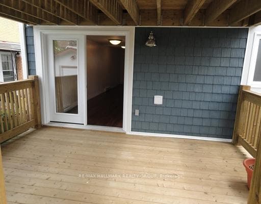 228 DUROCHER Street photo 10