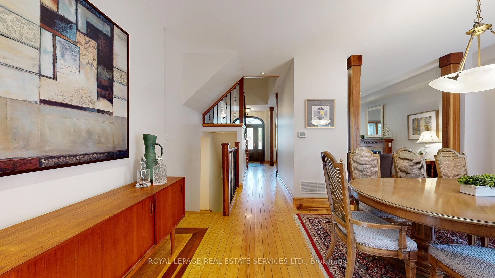 105 Botfield Avenue photo 12