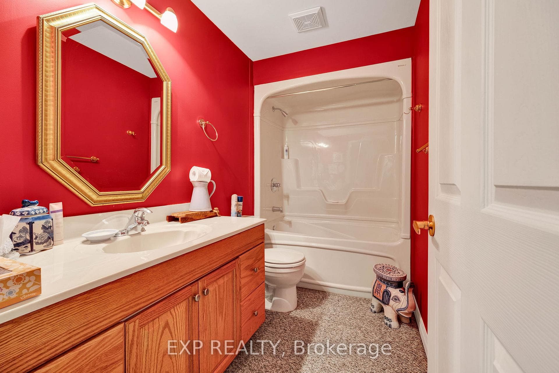 35 Balsam Trail photo 28