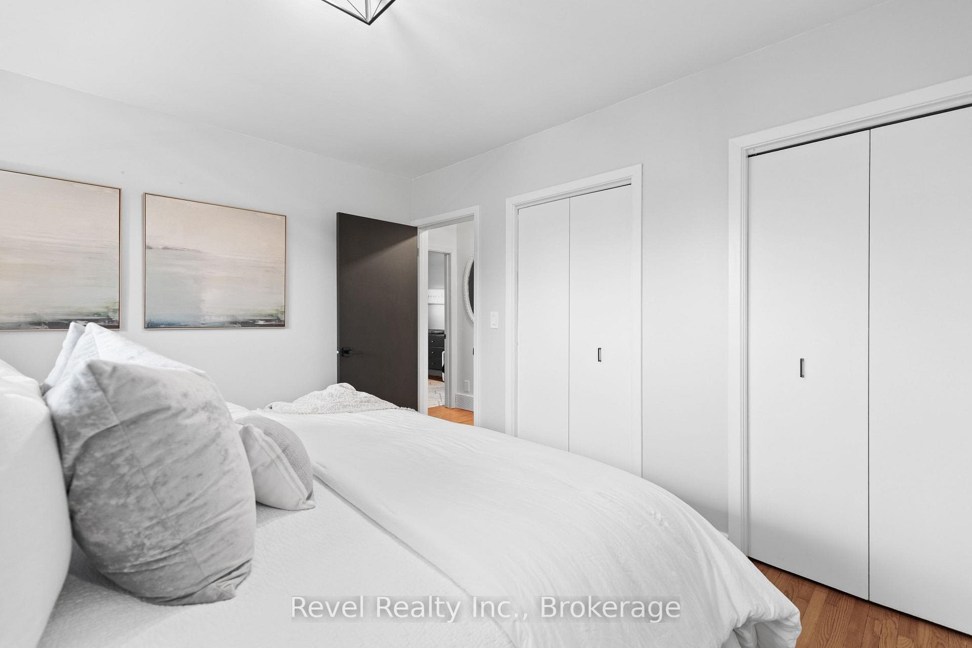 336 Meadow Street photo 27