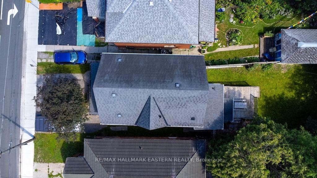 466 Rubidge Street photo 46