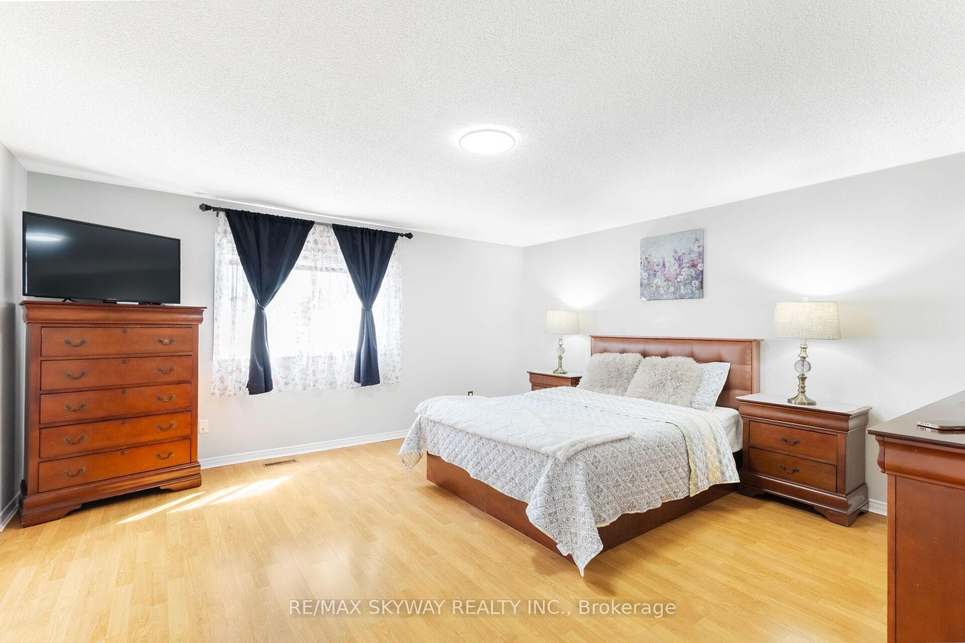 104 Sandmere Avenue photo 23