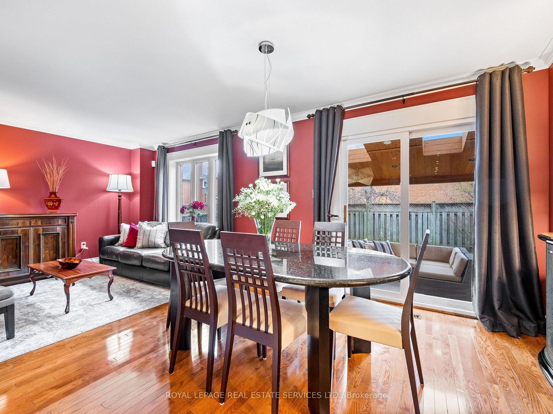 29 Bayhampton Crescent photo 11