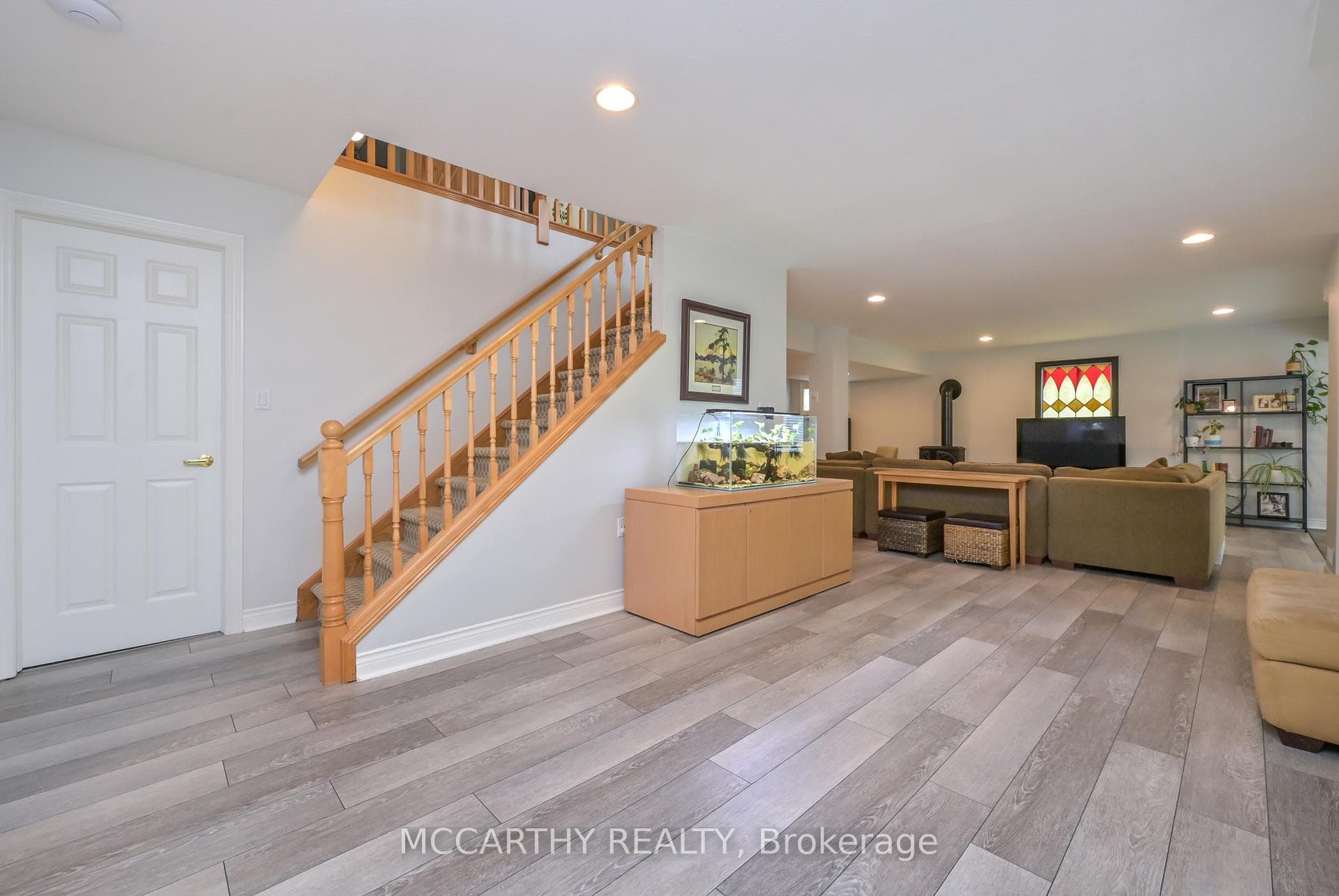 WALK OUT BASEMENT
