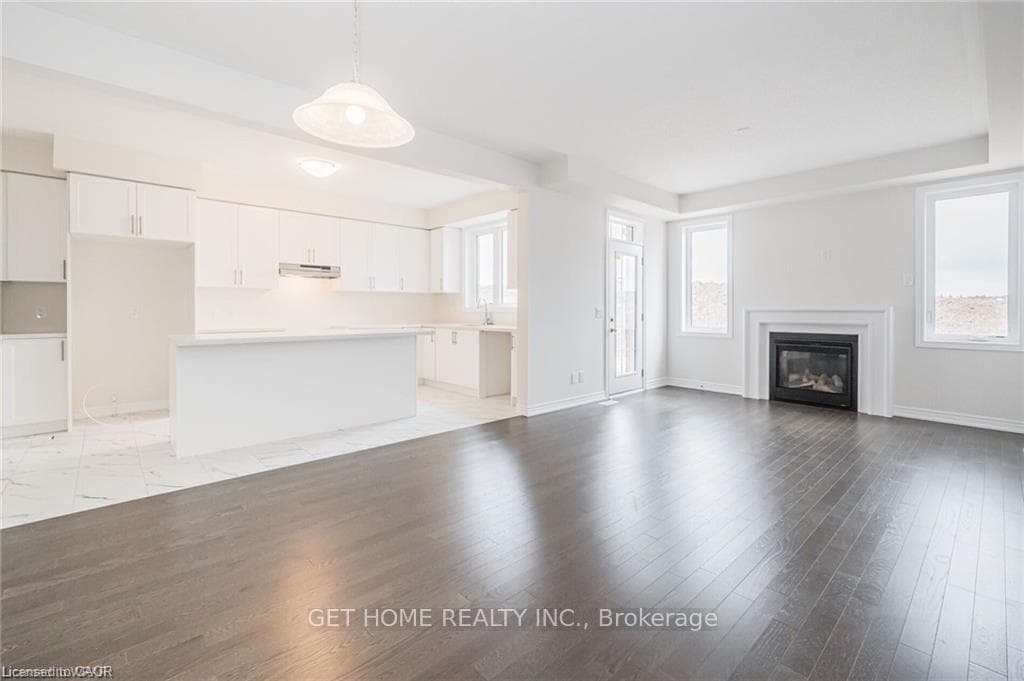 520 Beckview Crescent photo 4