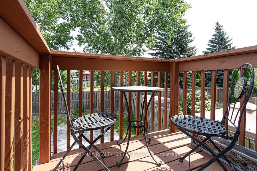 5845 Tiz Road photo 16