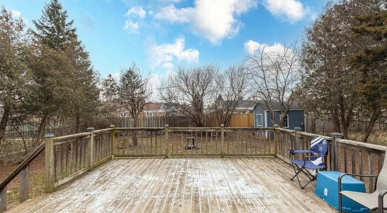 444 Seabourne Drive photo 12