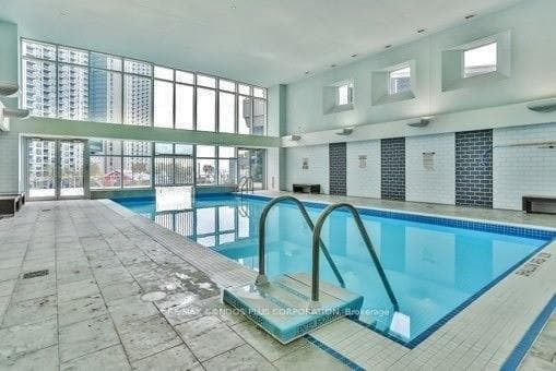 208 Queens Quay Unit PH2 photo 37