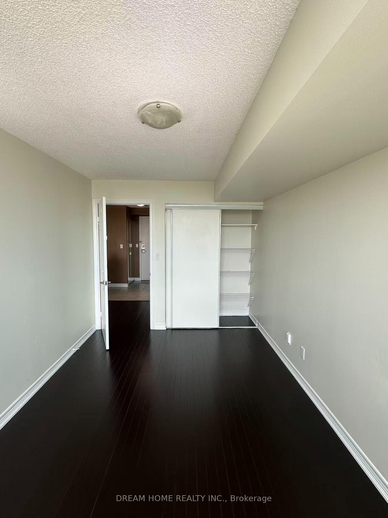 68 Corporate Drive Unit 2323 photo 10