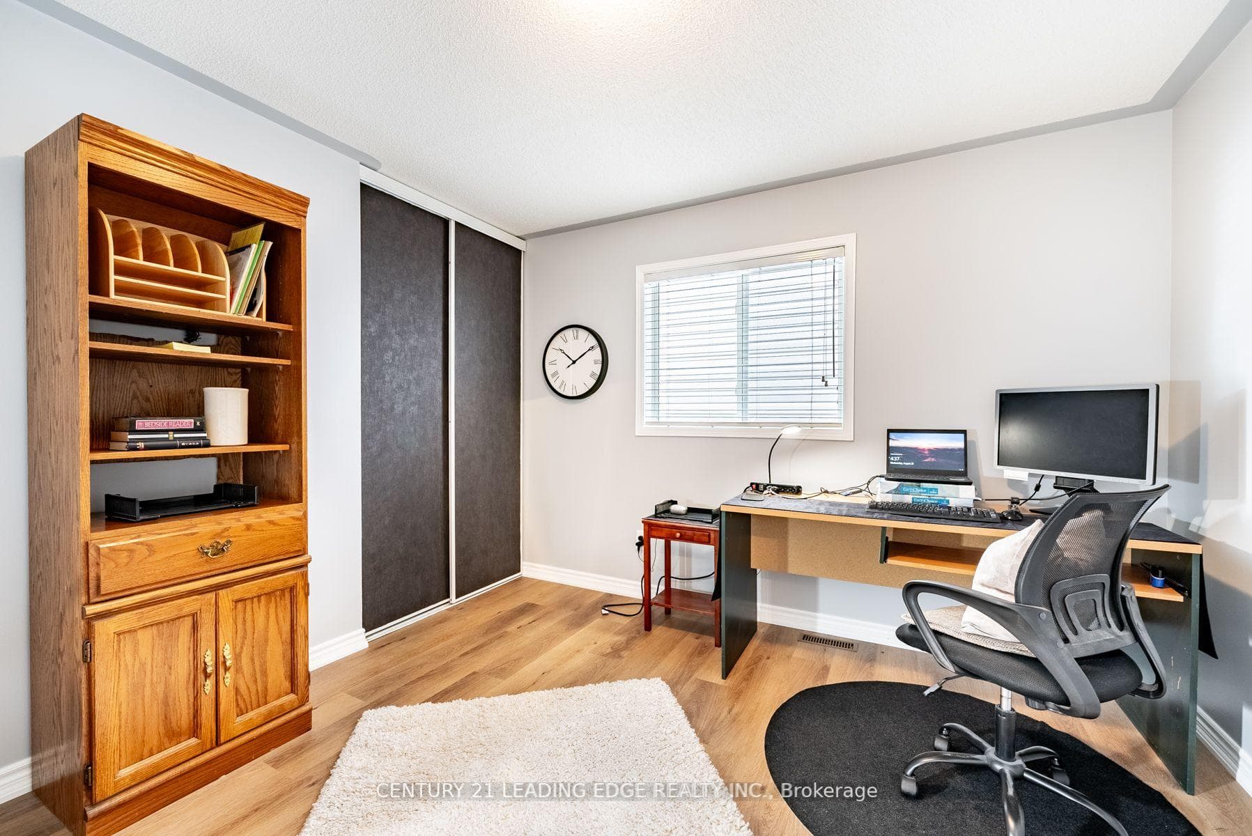 16 Hulley Crescent photo 27