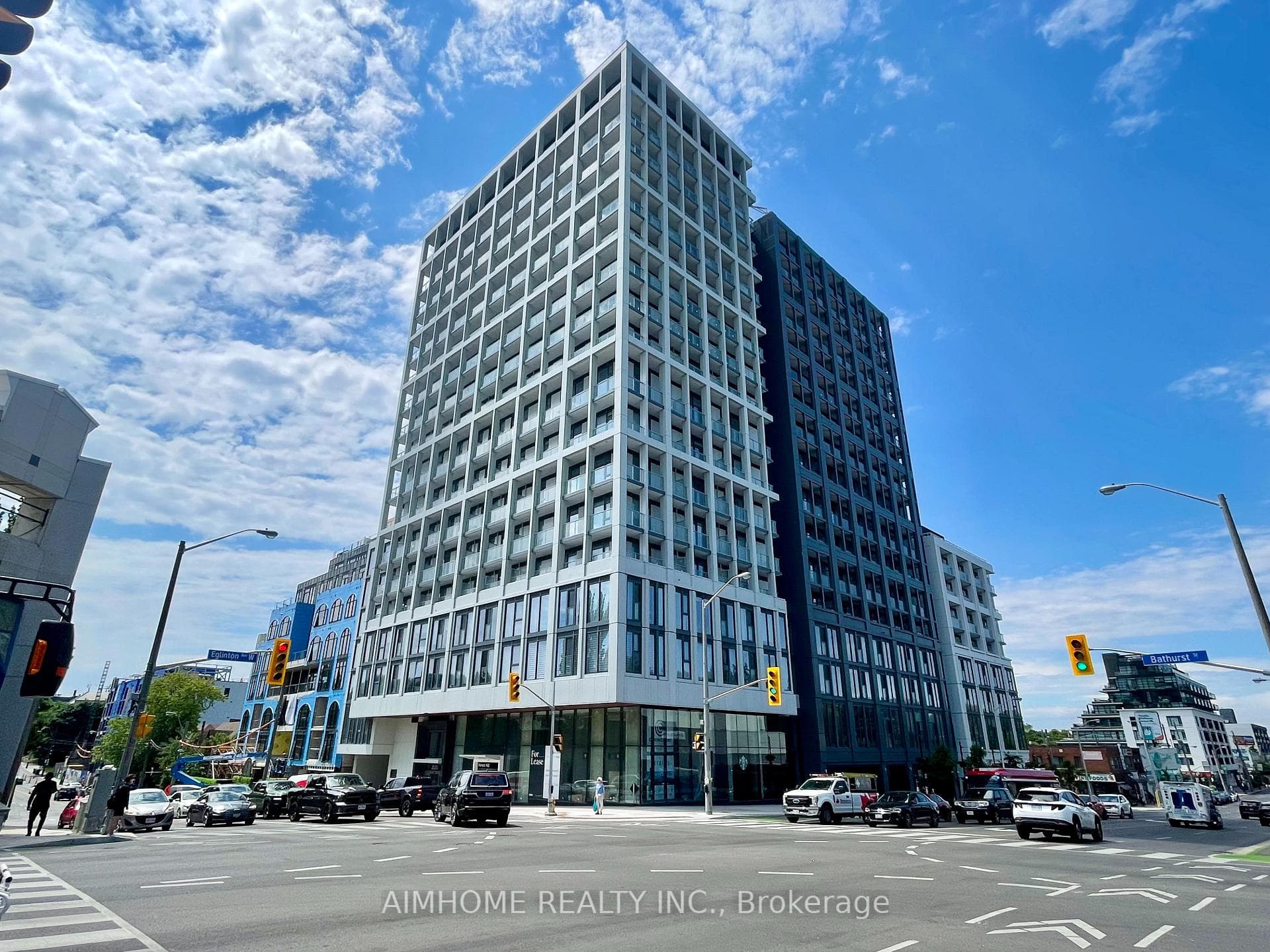 2020 Bathurst Street Unit 1517 photo 1