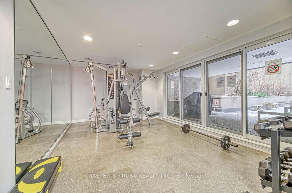 55 Bloor Street Unit 607 photo 26