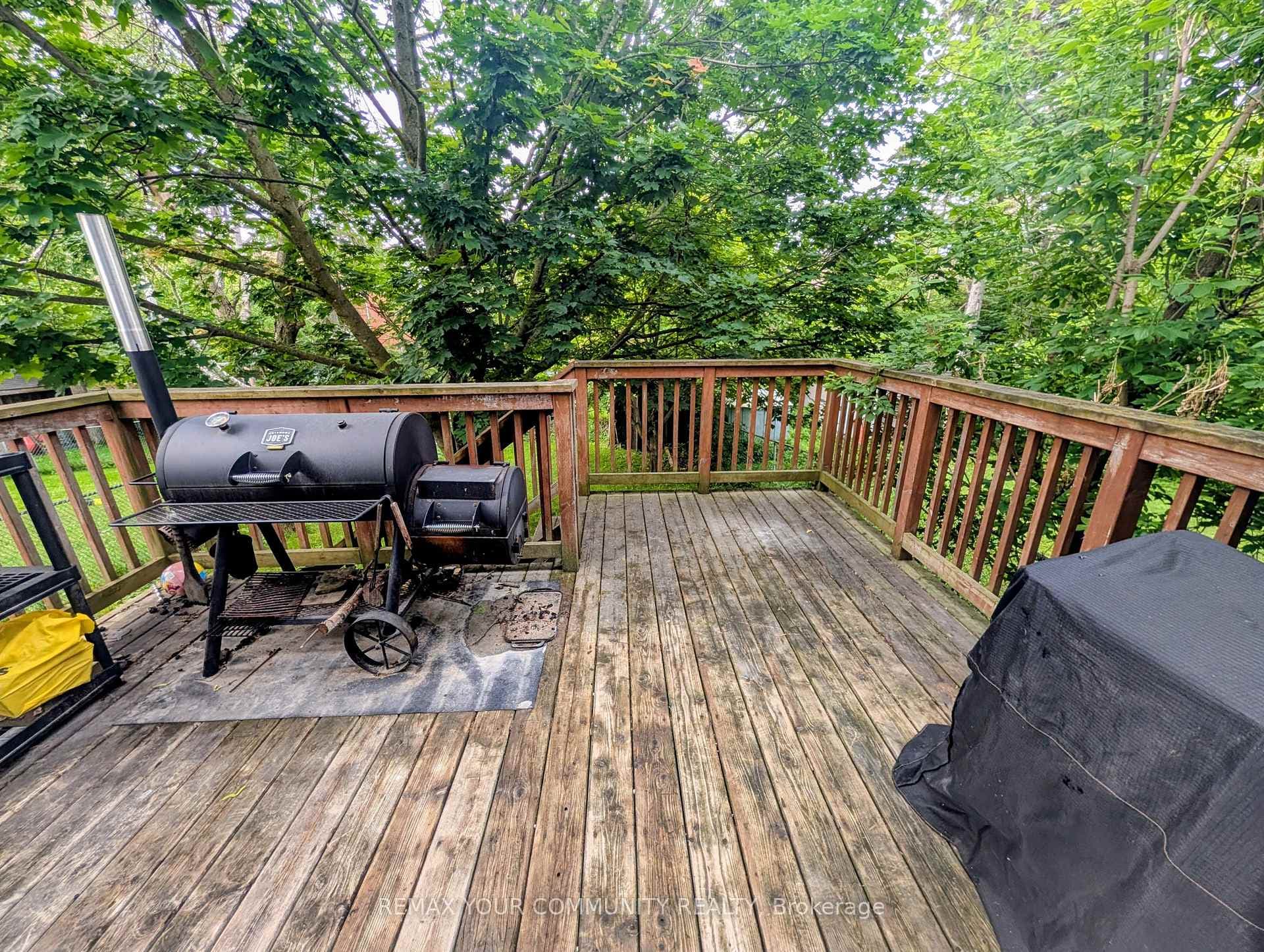 507 Pineview Gardens photo 23
