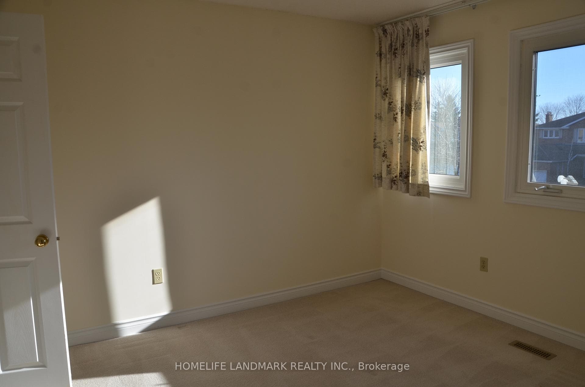 3rd Bedroom(2F)