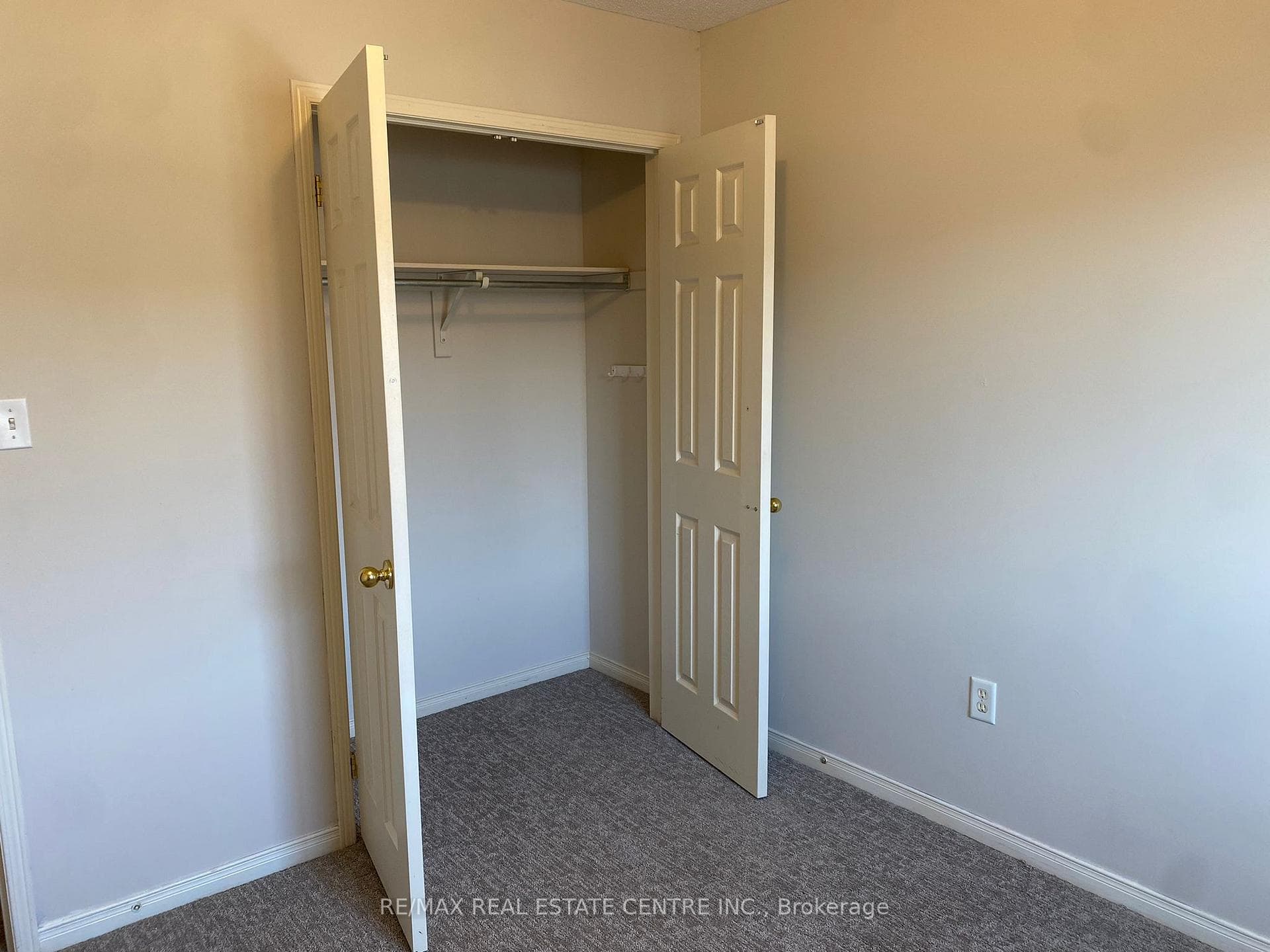 2189 Postmaster Drive Unit 42 photo 11
