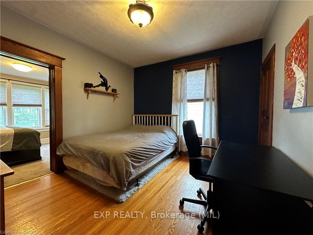 295 9TH Street photo 14