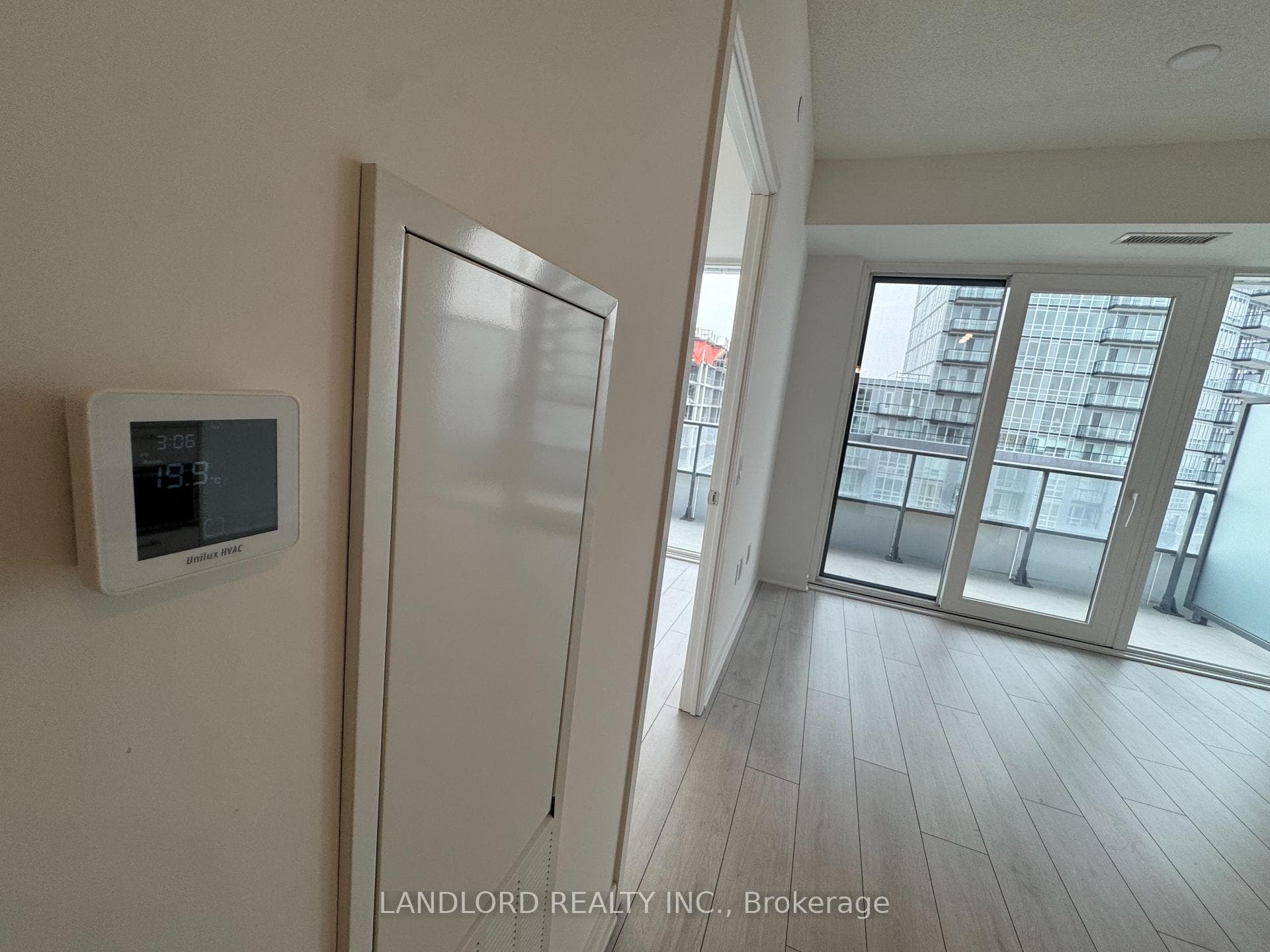 260 Malta Avenue Unit 1002 photo 17