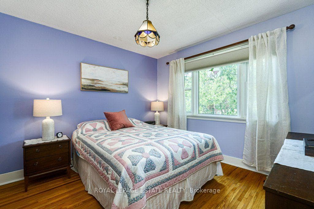181 Silver Birch Avenue photo 12