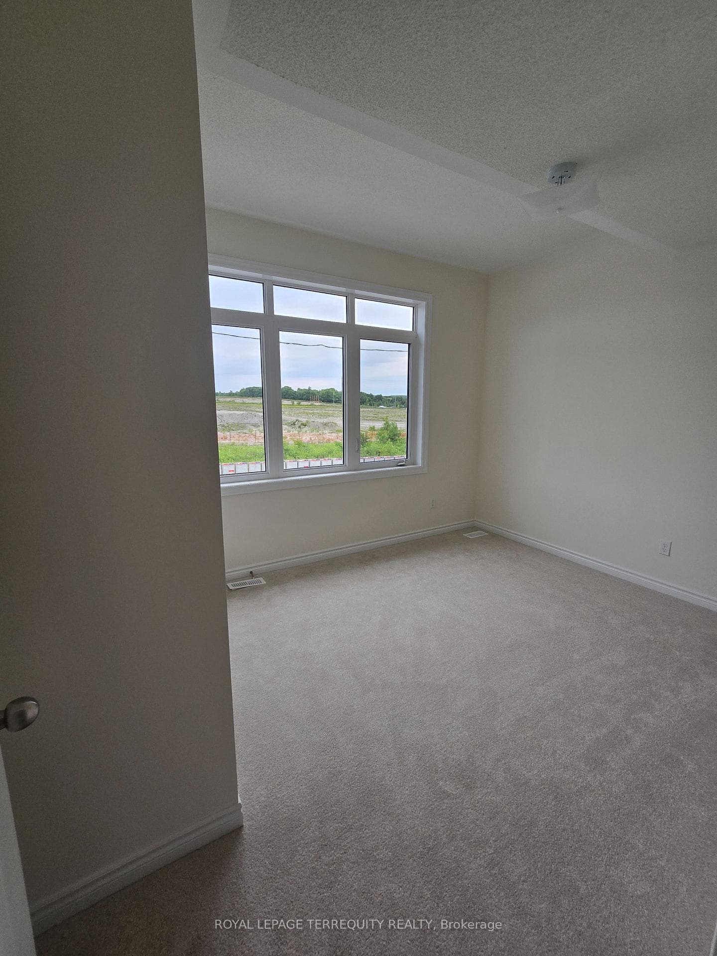 1133 Marathon Avenue photo 18
