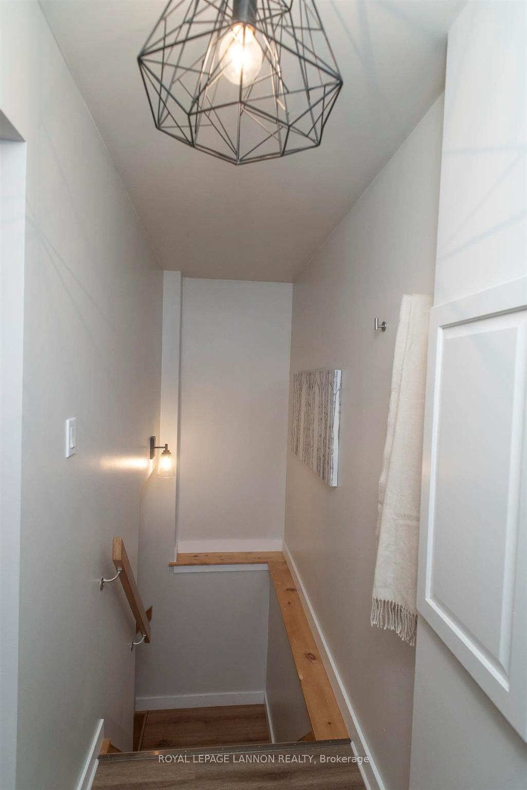 253 Kenogami Avenue photo 30