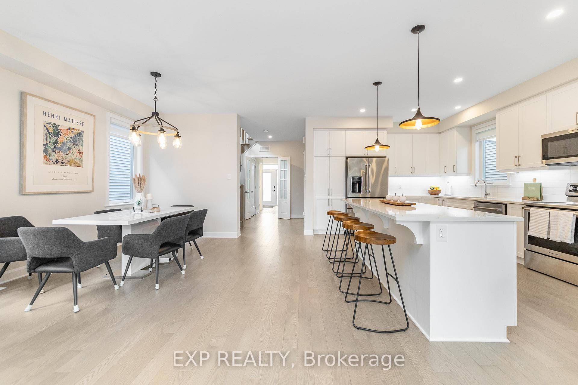 616 Moonflower Crescent photo 16