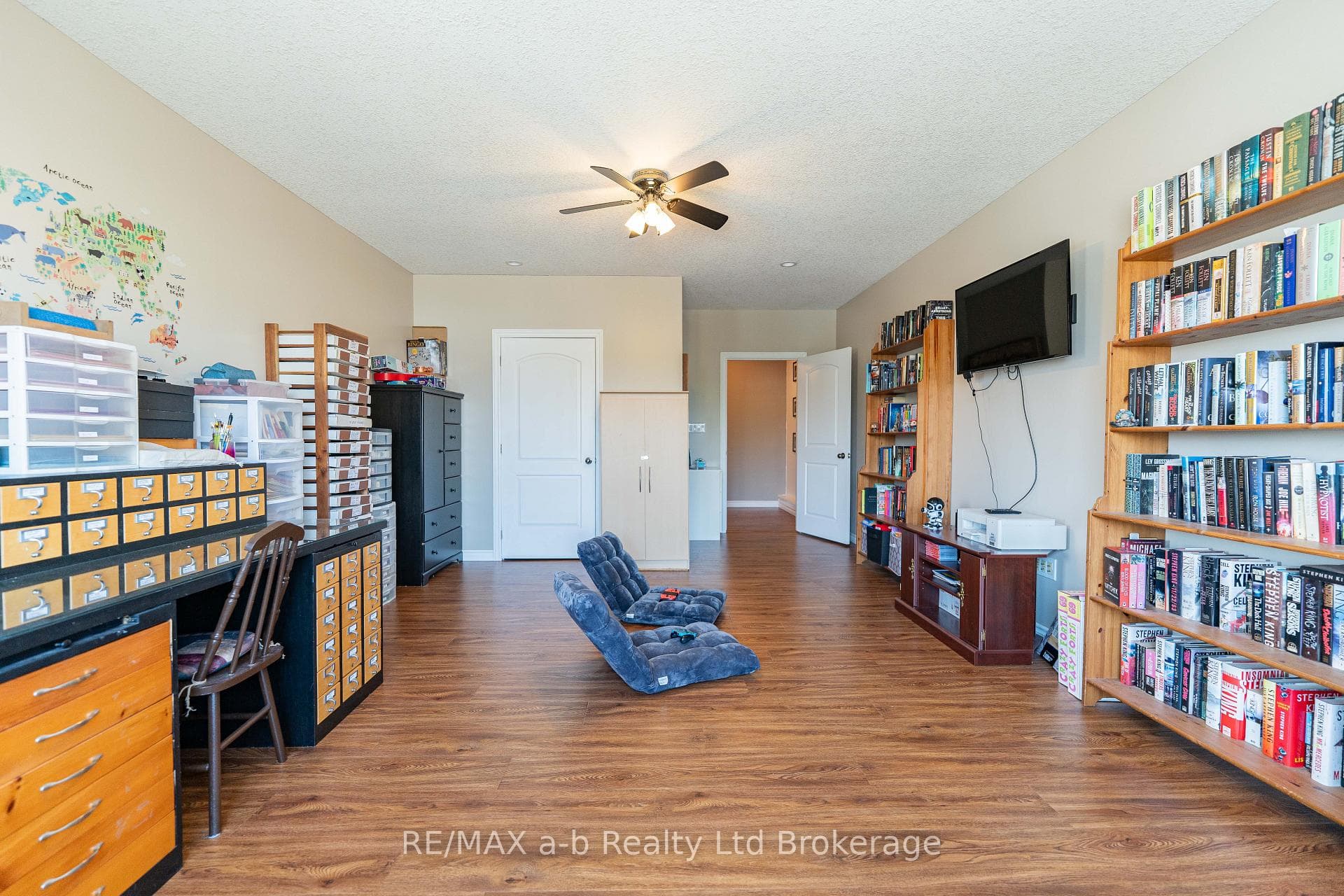 9 Langrell Avenue photo 31