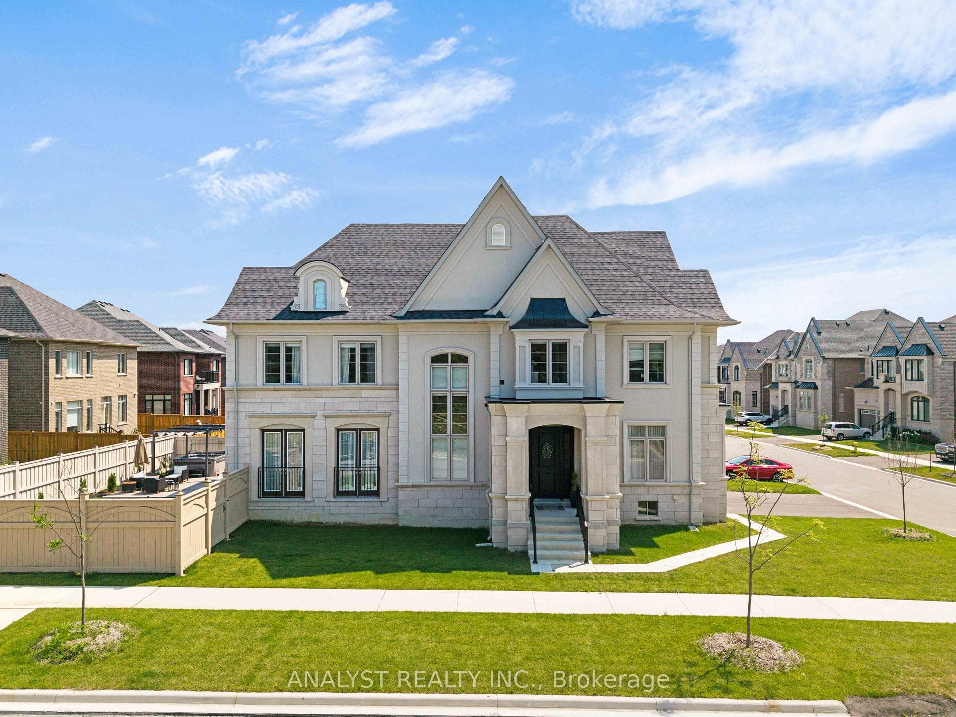 94 Crawford Drive photo 2