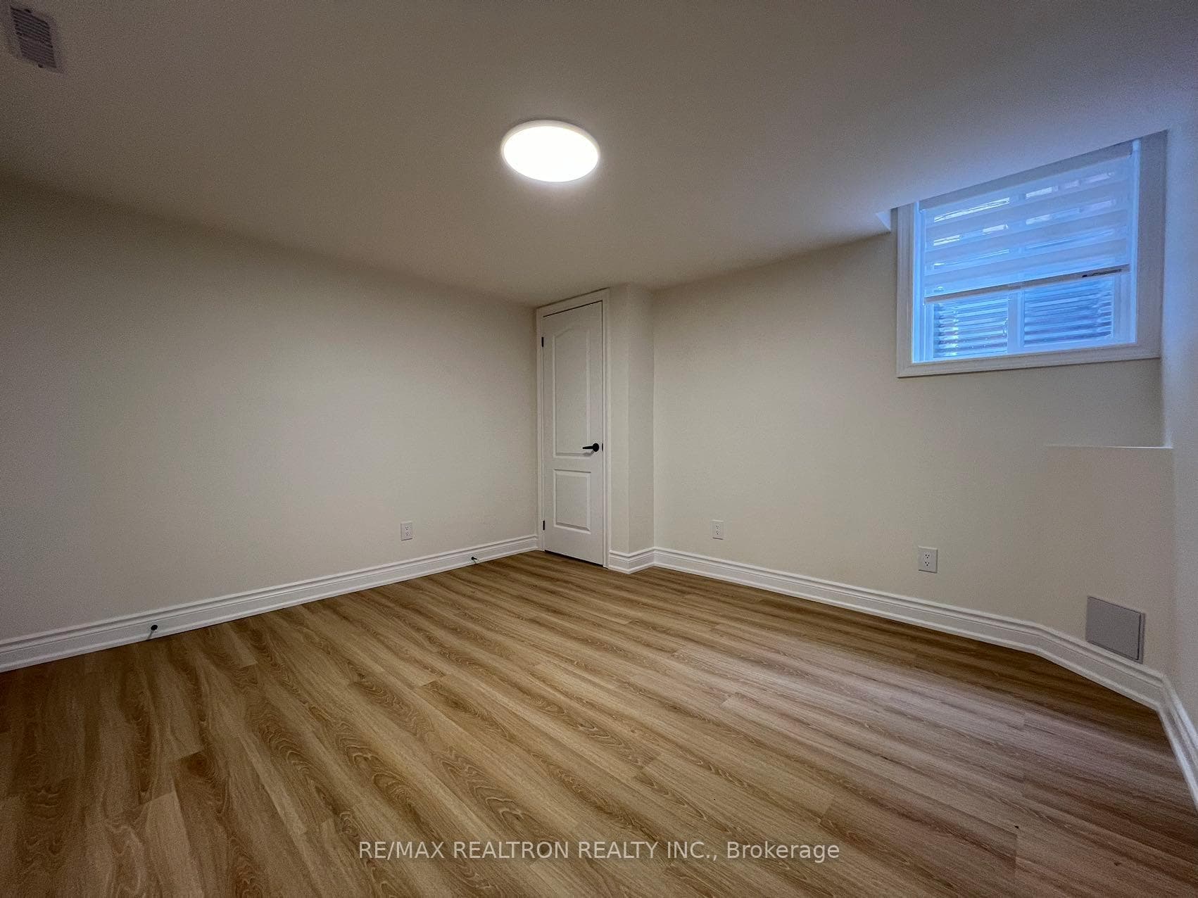 163 Ingleton Boulevard Unit Lower photo 13