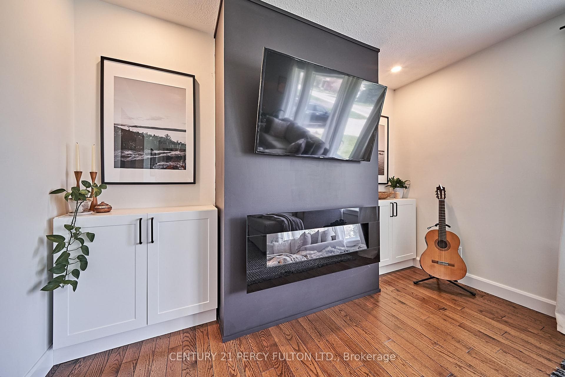 229 Liberty Street photo 9