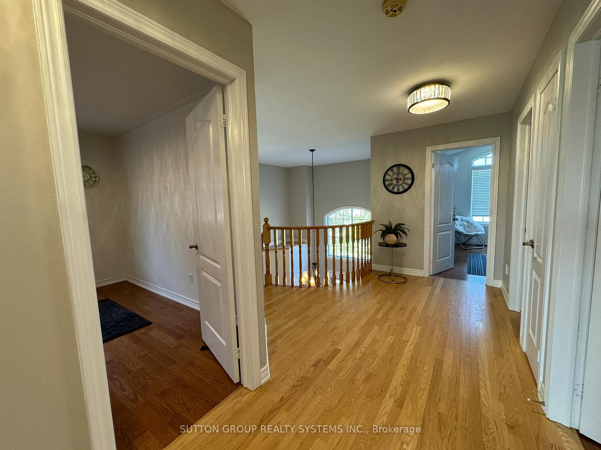 2357 Hertfordshire Way photo 17