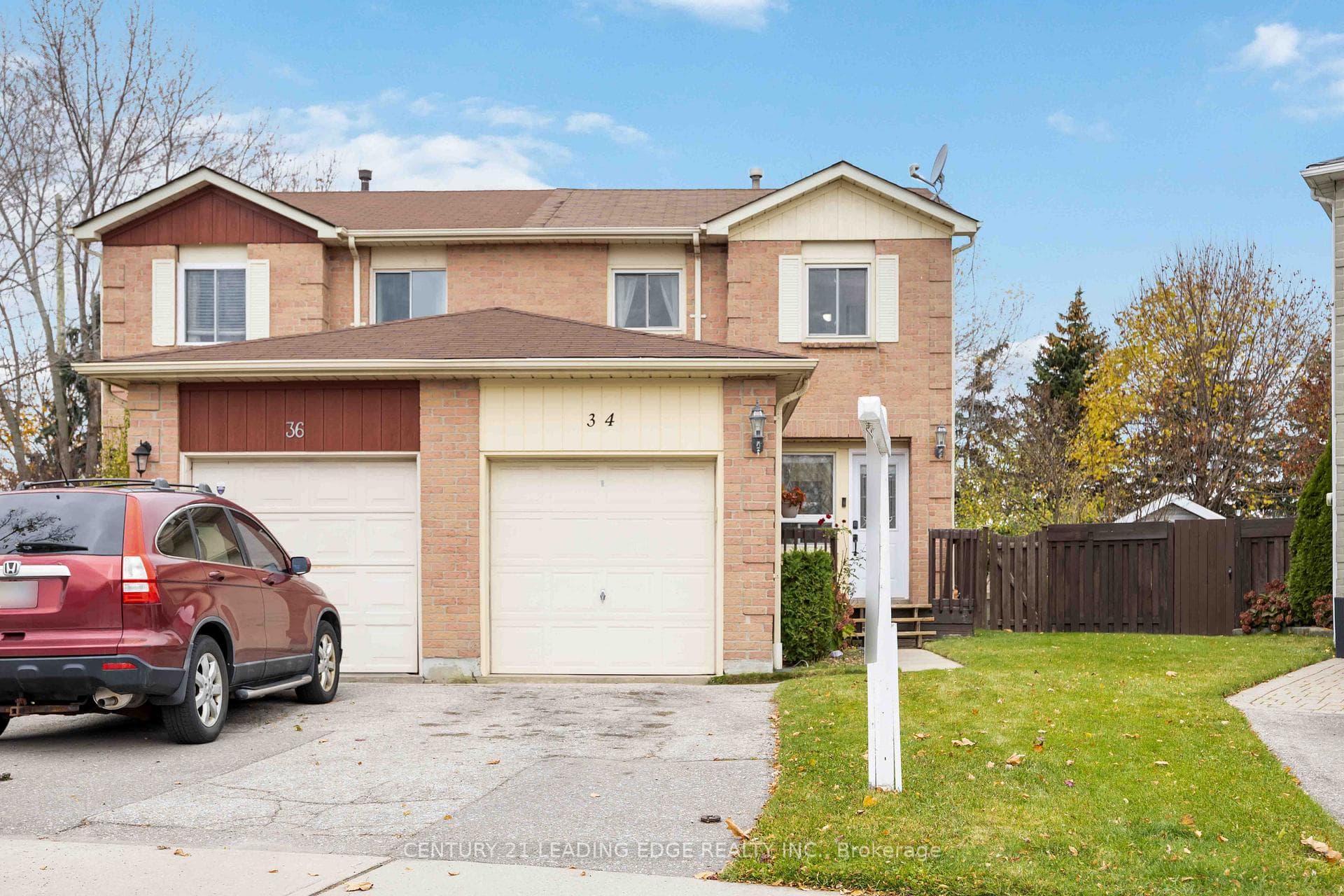 34 Tams Drive photo 3