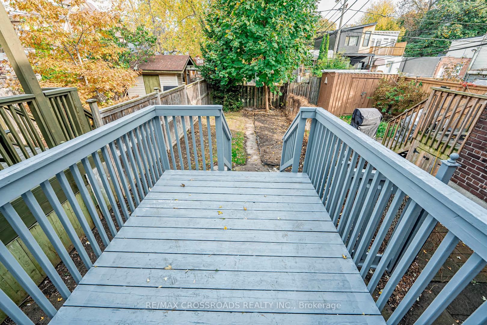 191 Parkmount Road photo 37