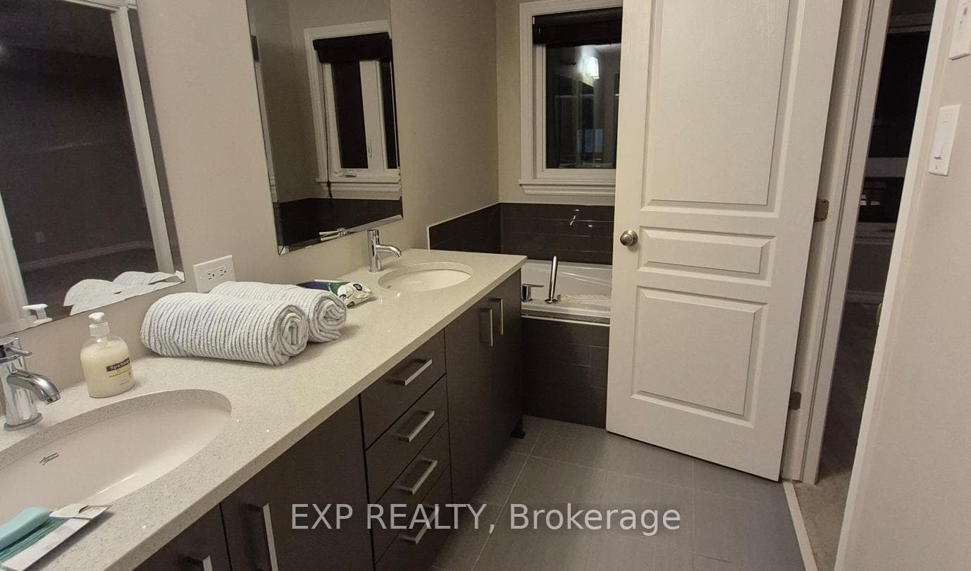 448 Markdale Terrace photo 8