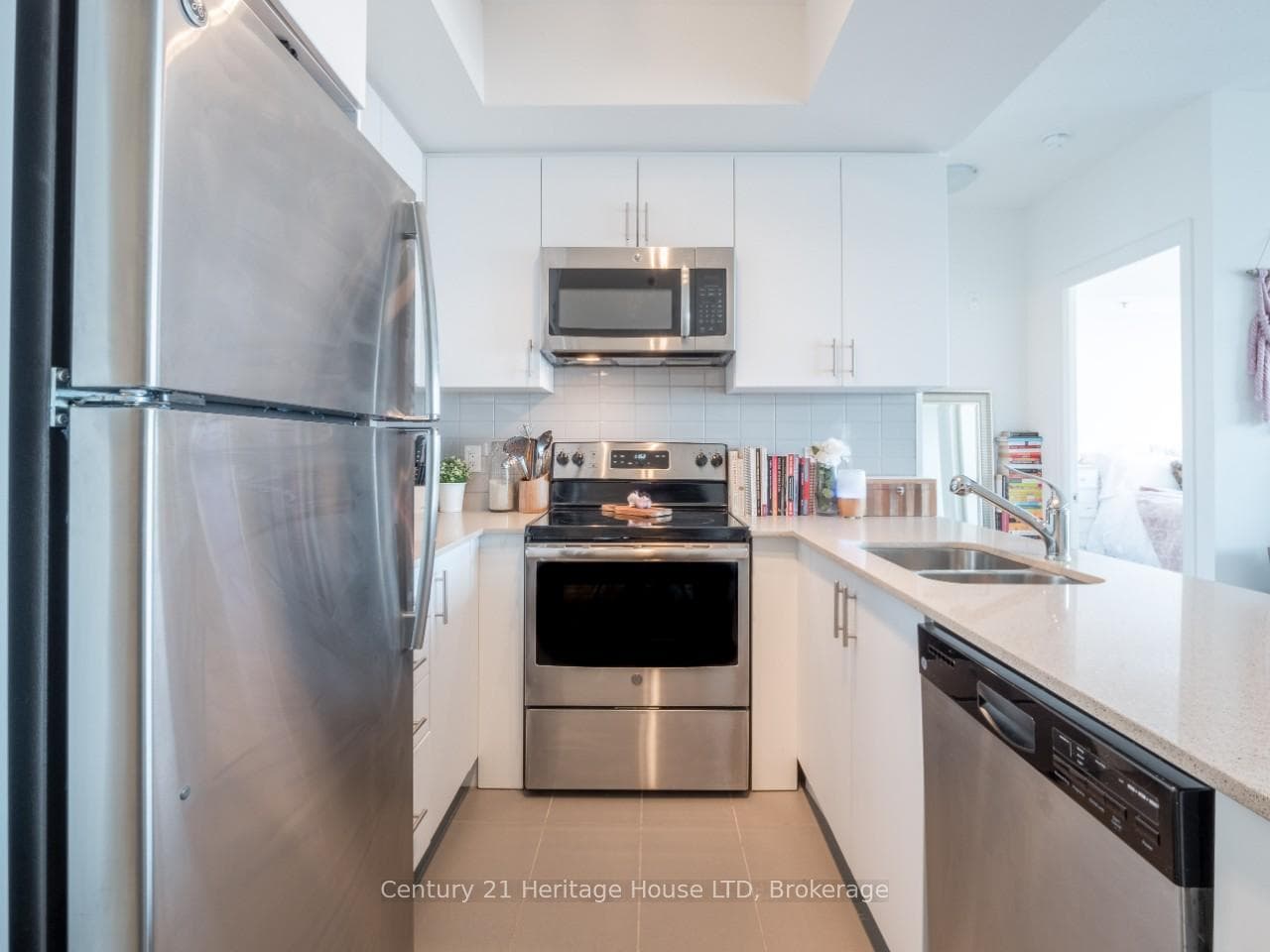 Kitchen w SS appliance