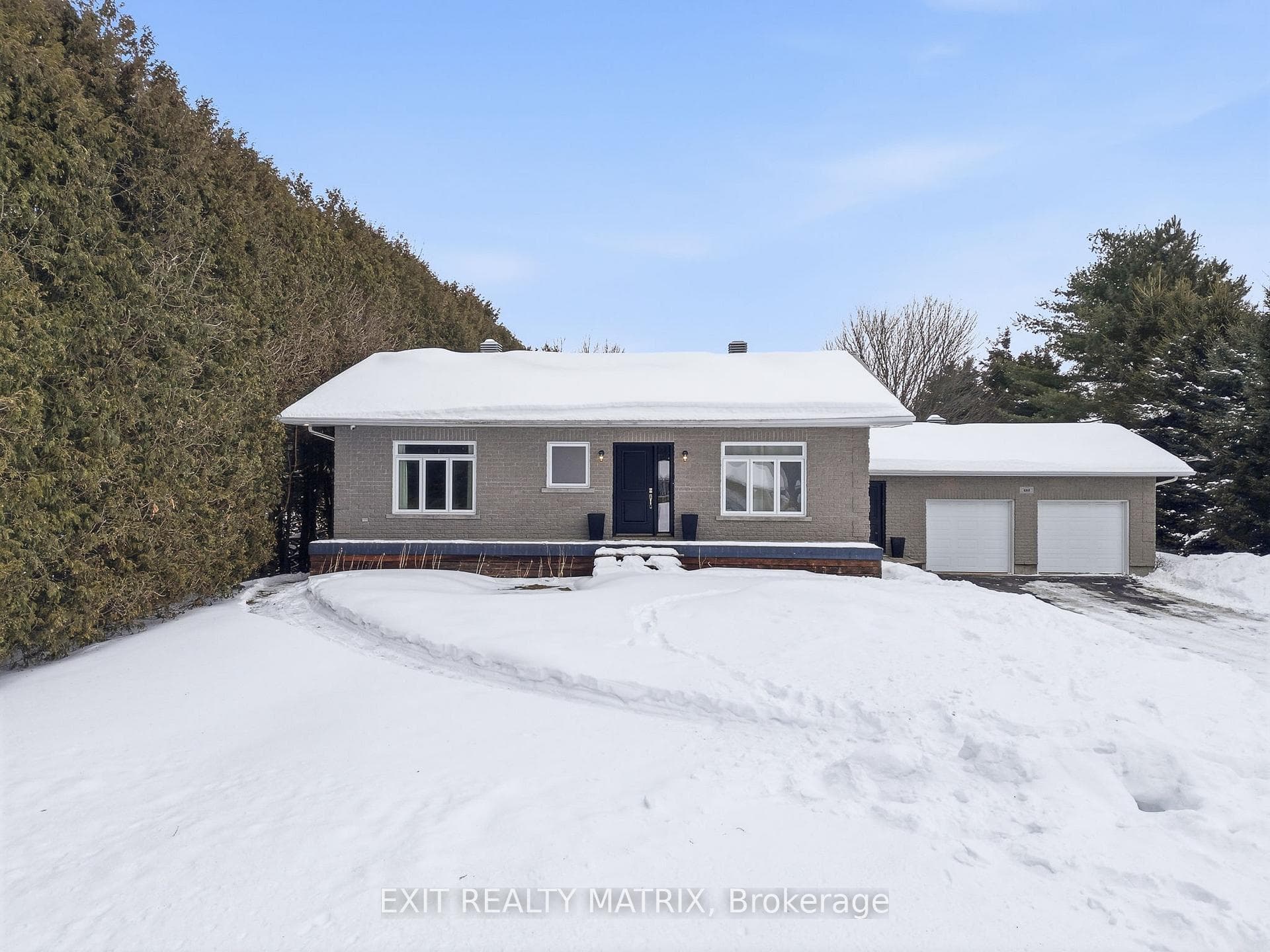 685 Station Rd Road photo 2