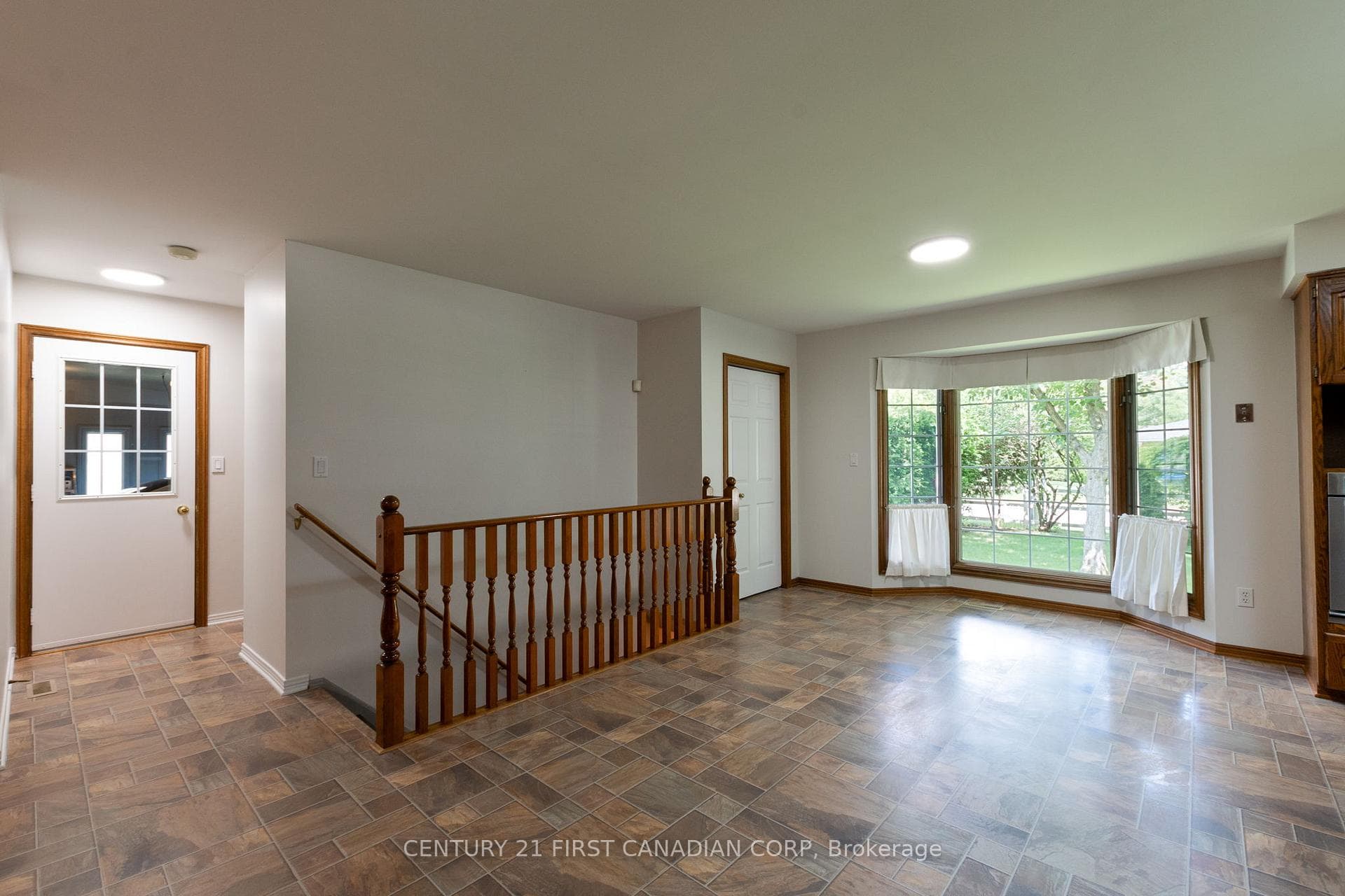 196 Hull Road photo 21