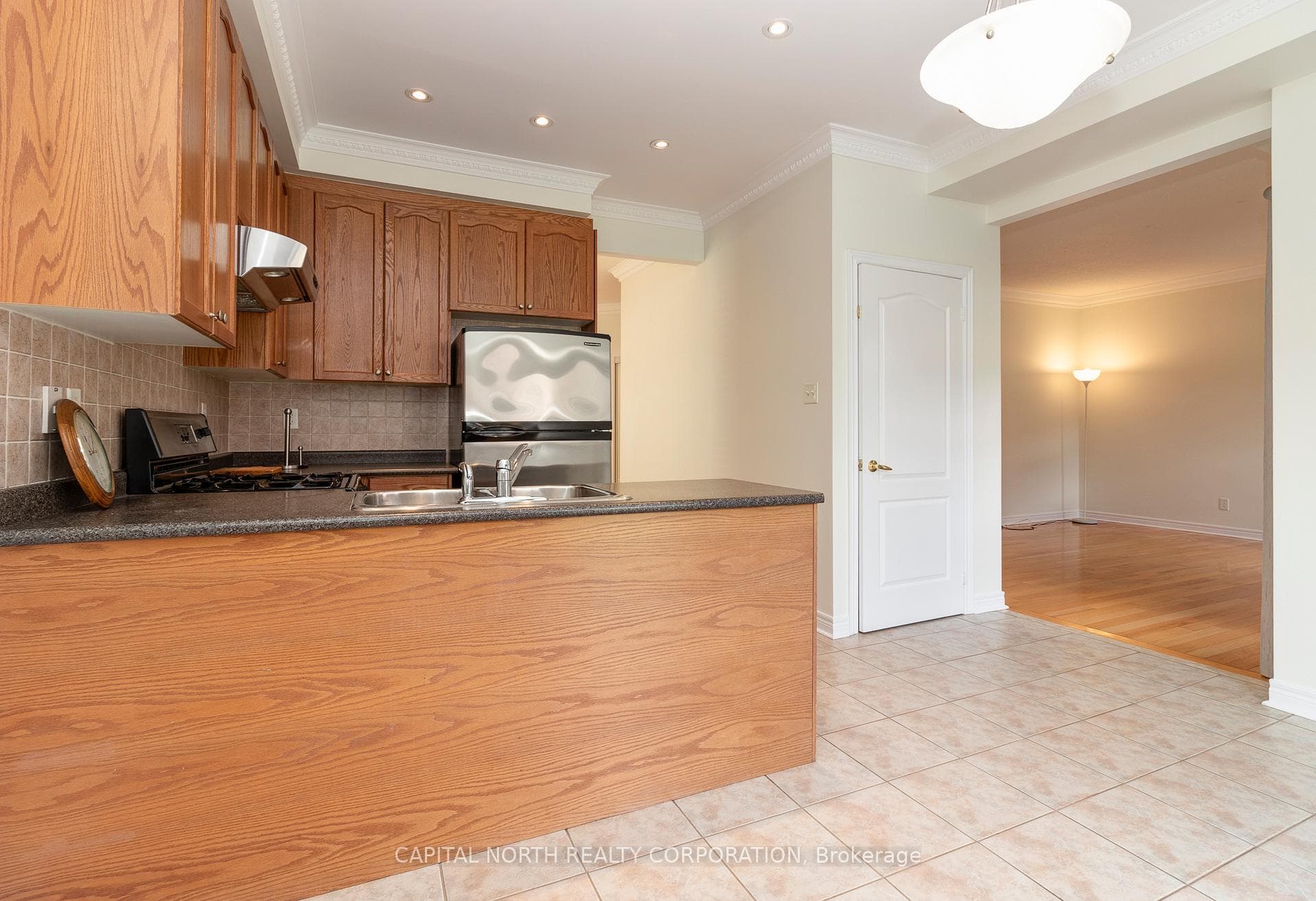 72 Ravineview Drive photo 10