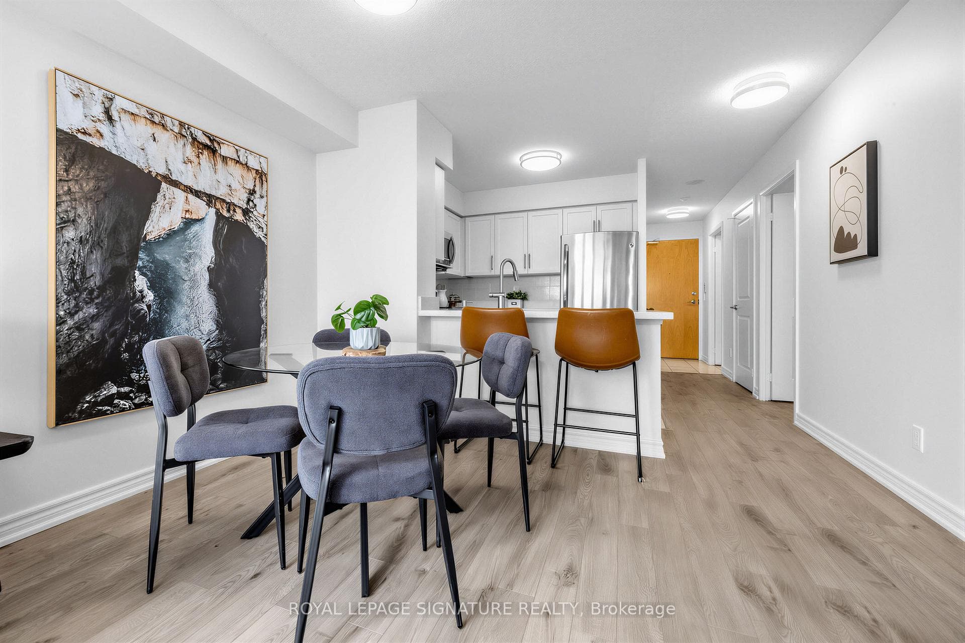 4978 Yonge Street Unit 3302 photo 7