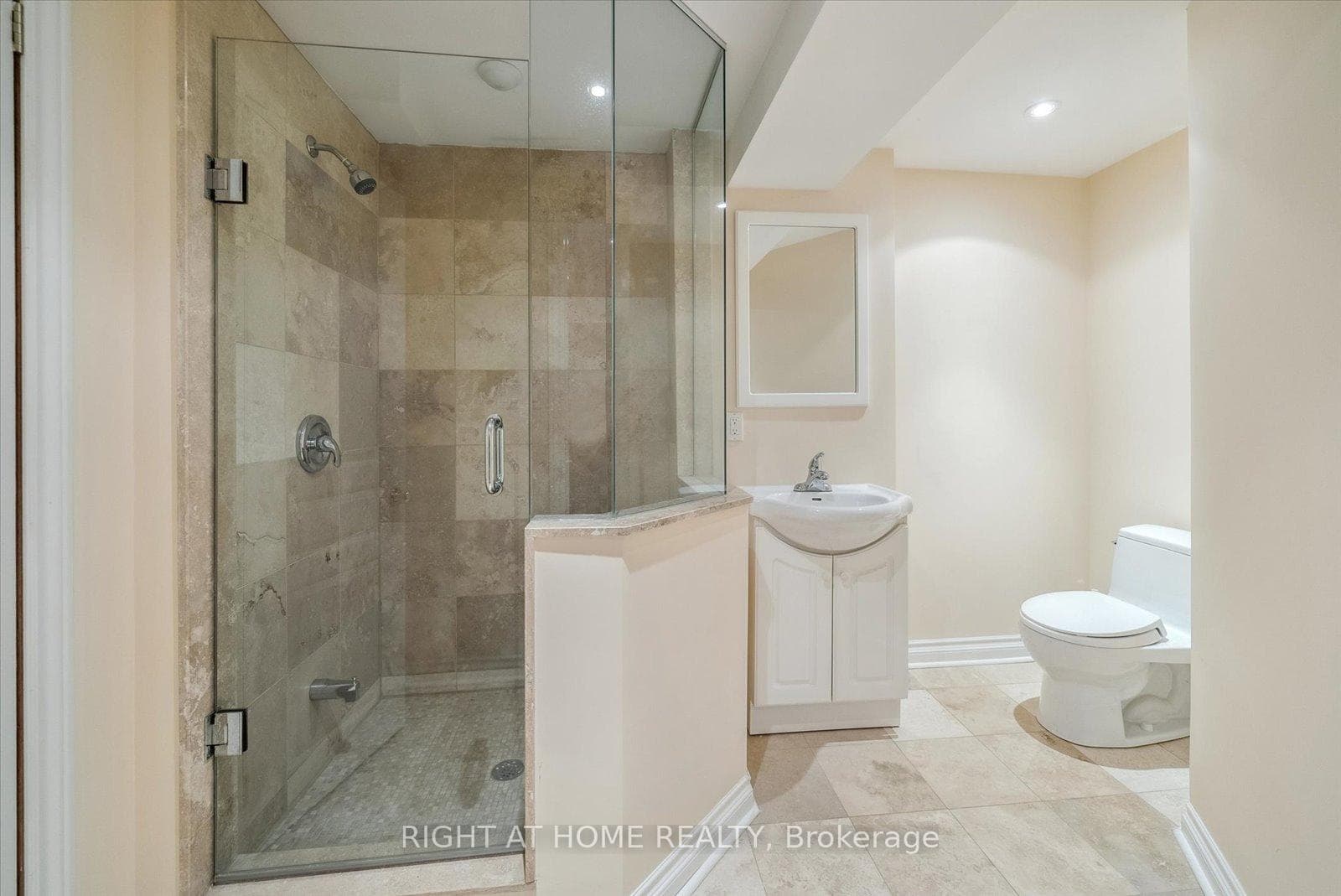 77 Auburndale Drive photo 35