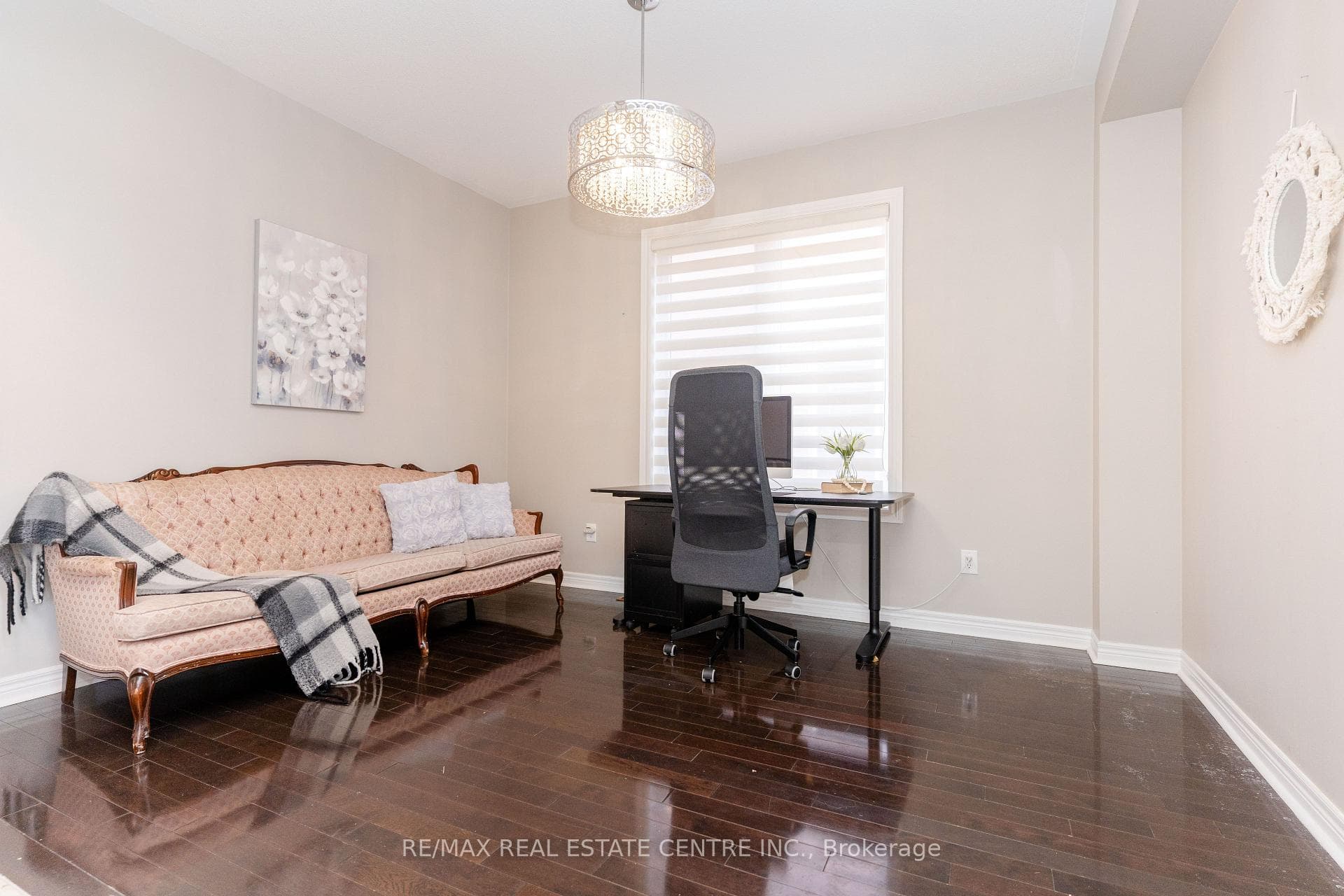12 Barber Drive photo 9