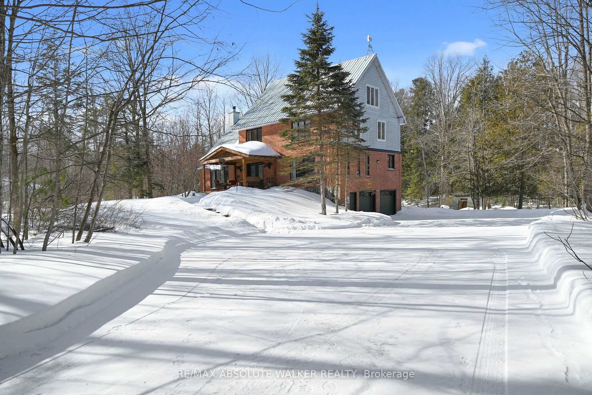 104 Hardwood Drive photo 1
