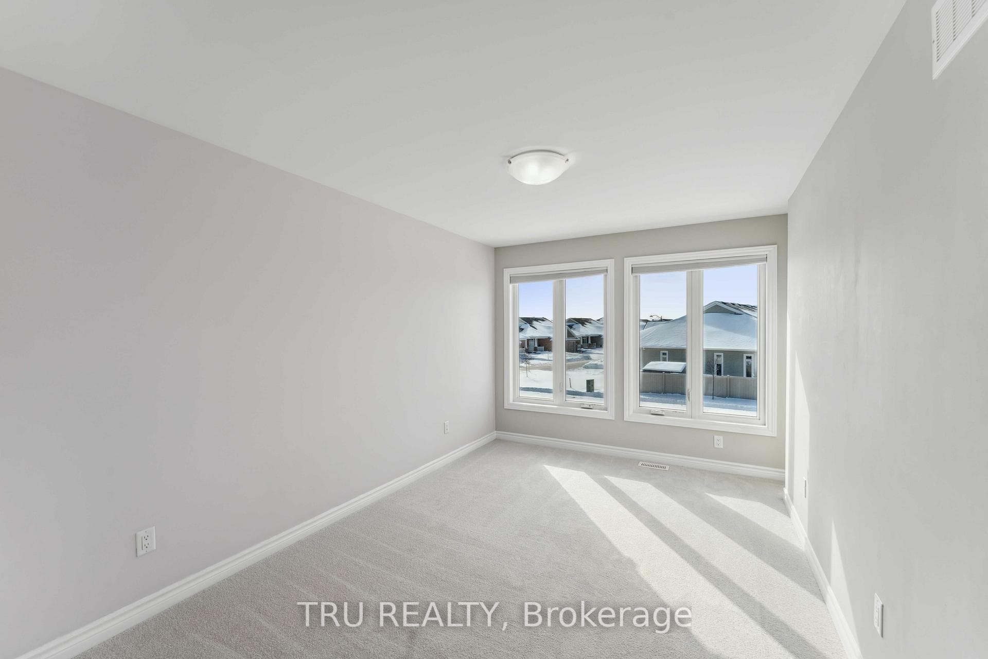 554 Edenwylde Drive photo 28