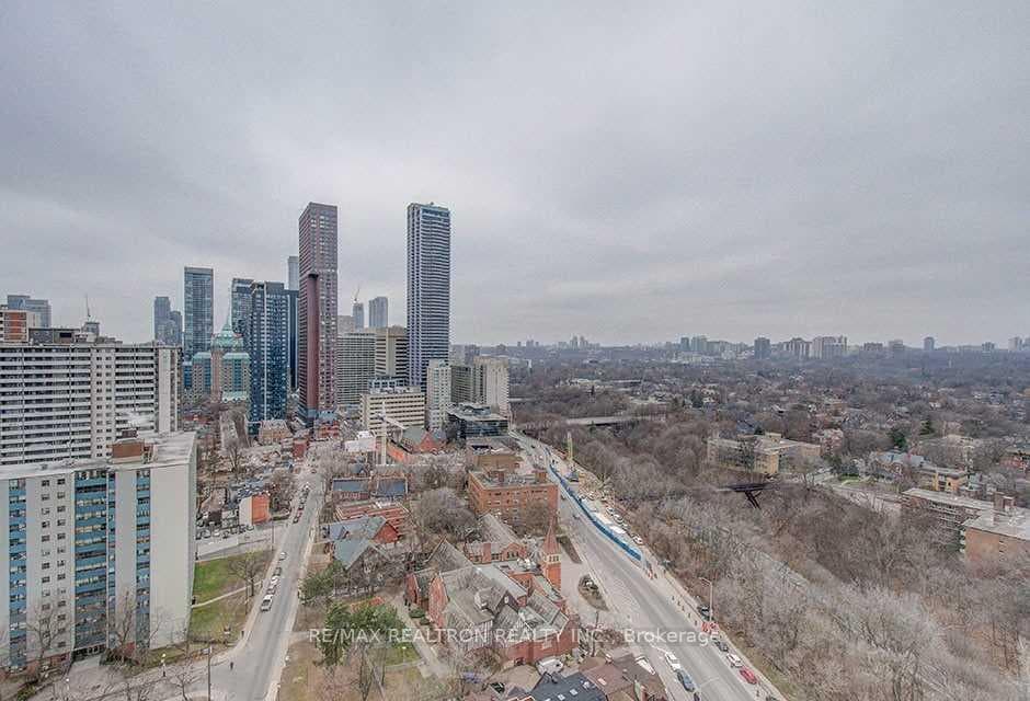575 Bloor Street Unit 2208 photo 26