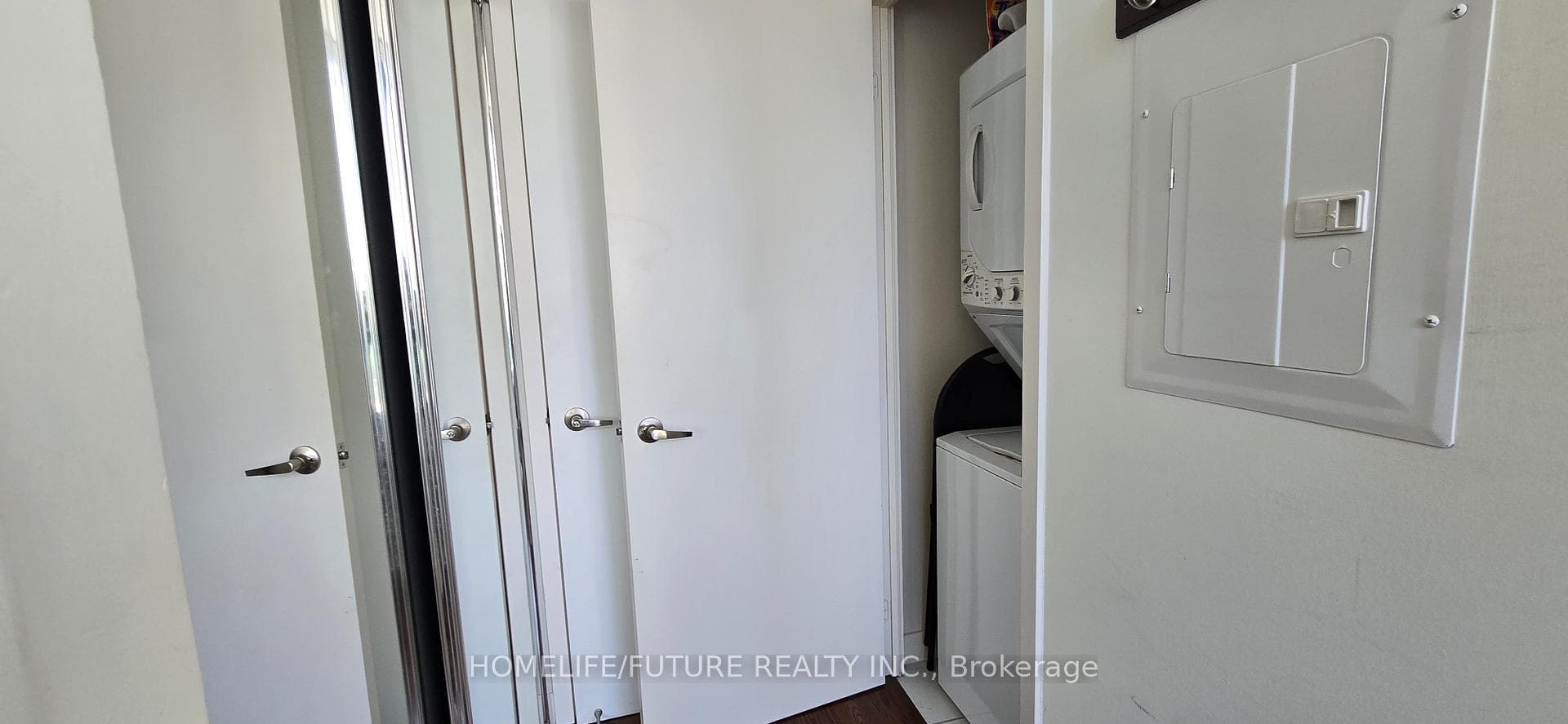 320 Richmond Street Unit 902 photo 15
