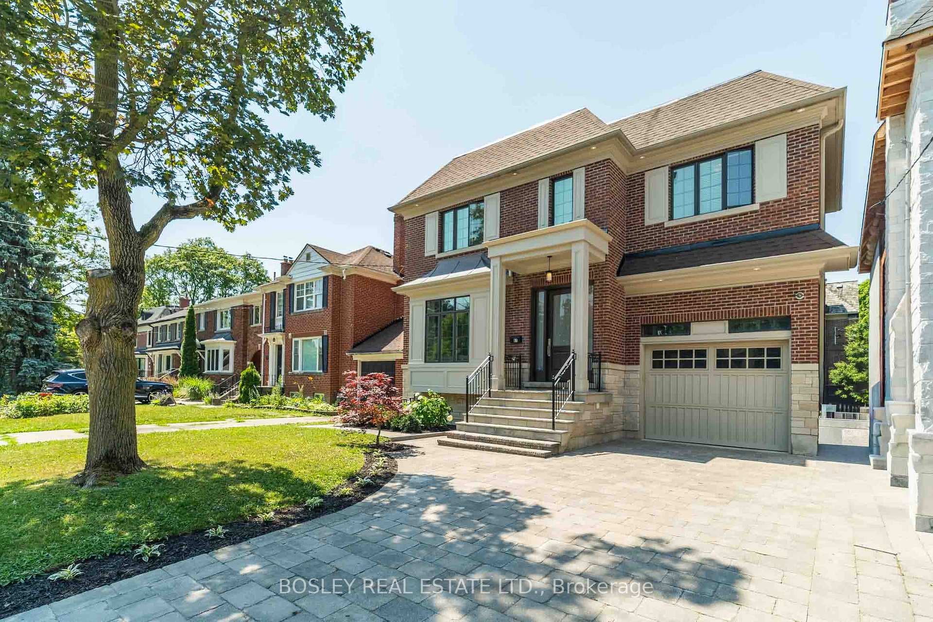 61 Rykert Crescent photo 1