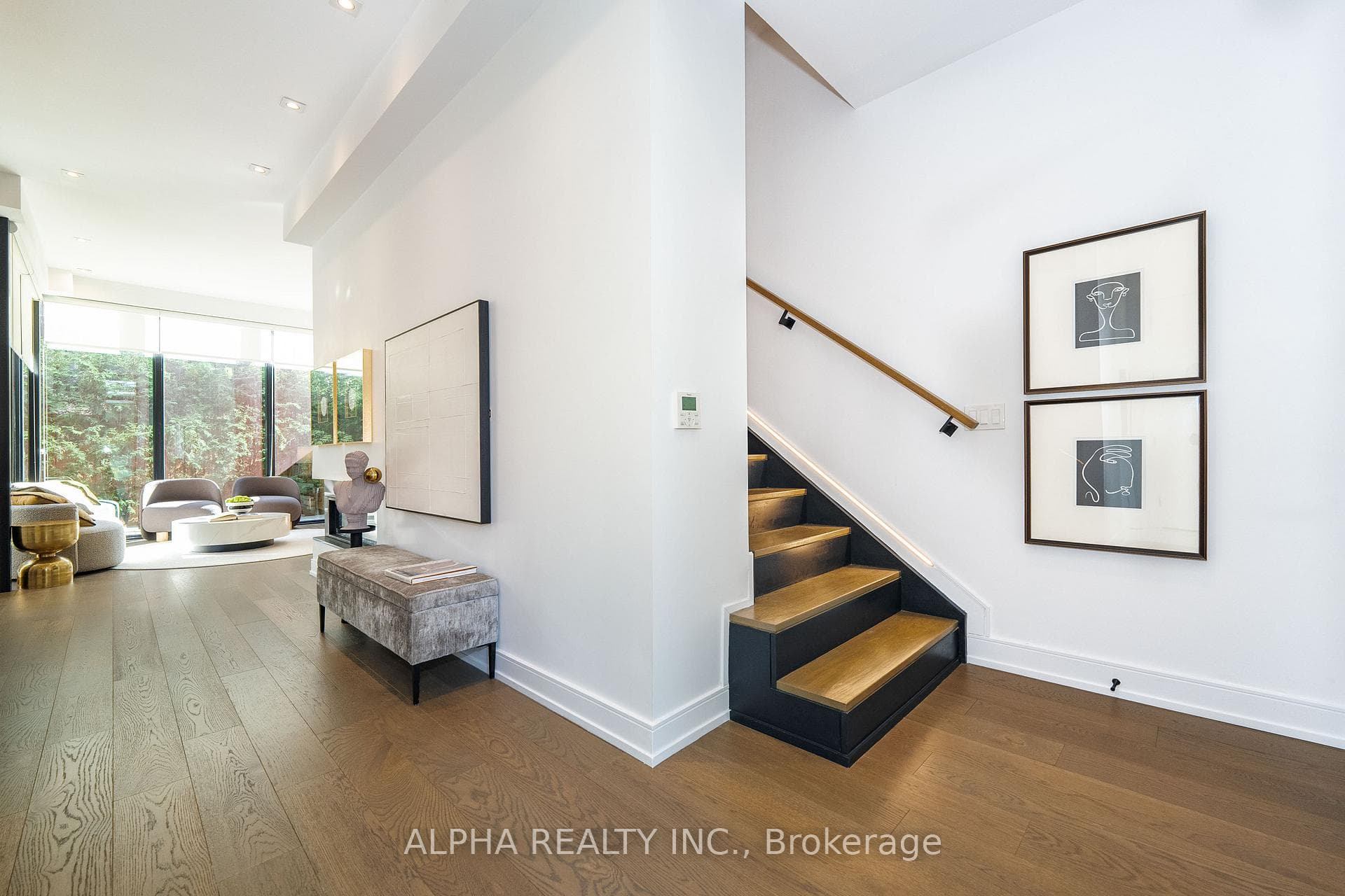 123A Roselawn Avenue photo 8