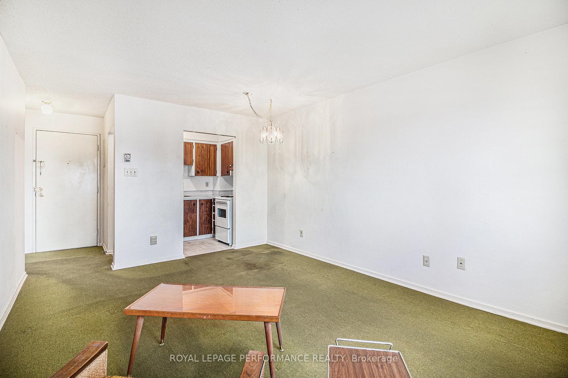 2044 Arrowsmith Drive Unit 204A photo 6