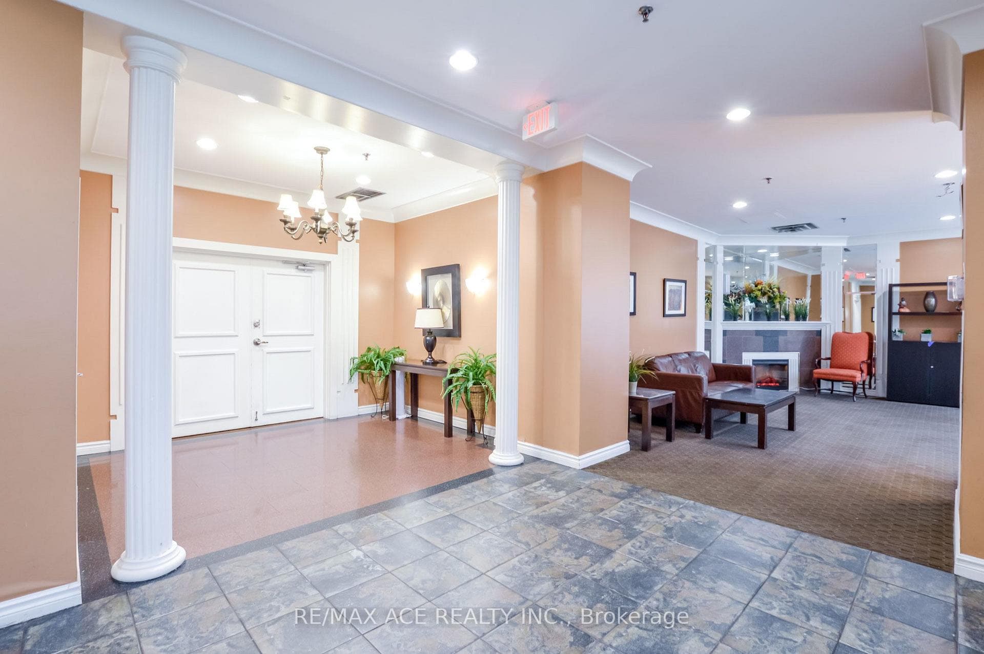 75 King Street Unit 201 photo 30