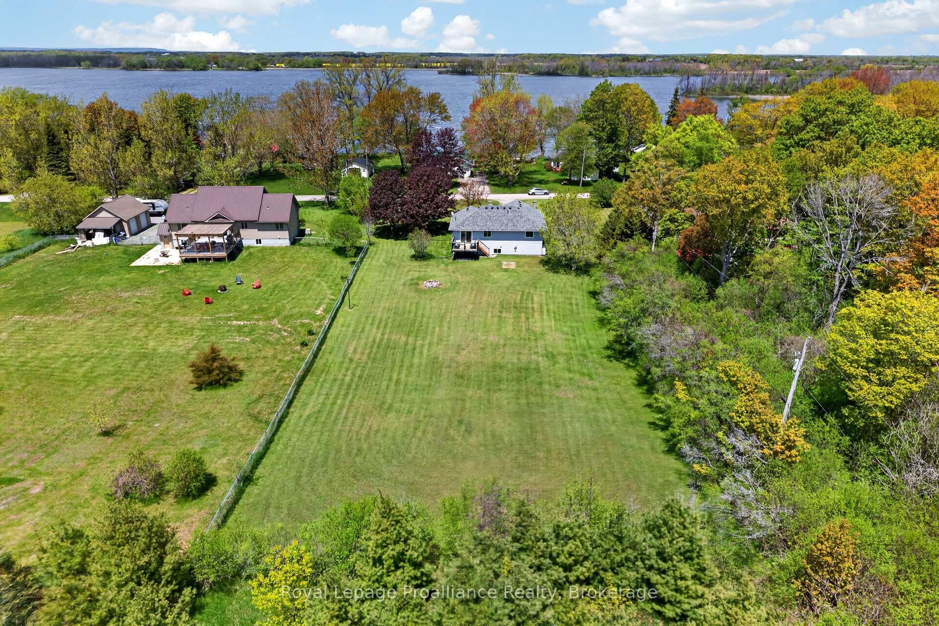 112 Huycks Bay Road photo 29